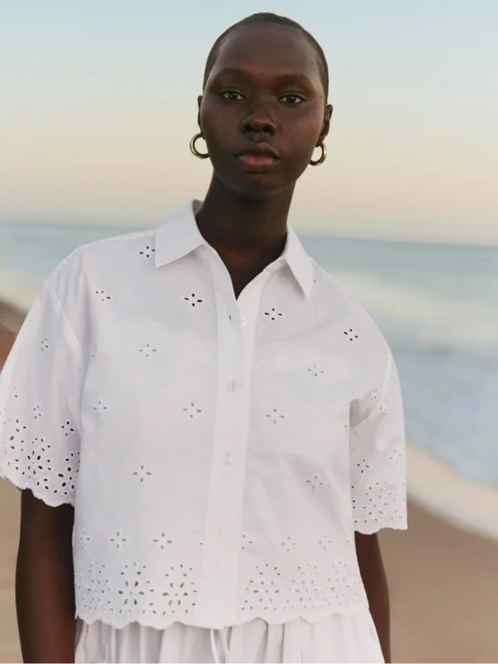 Free Assembly Eyelet Top XL